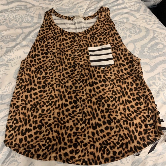 PINK Victoria's Secret Tops - 2 for 20$ VS pink leopard print tank